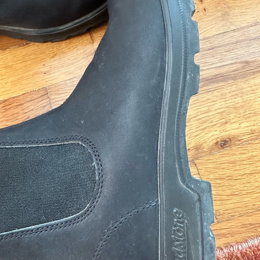 Blundstone Black Leather Boots 
Women’s - Picture 7 of 12